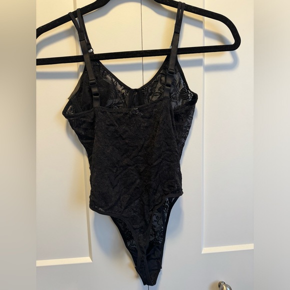 NWT Natori Sheer Lace Bodysuit - Picture 2 of 10